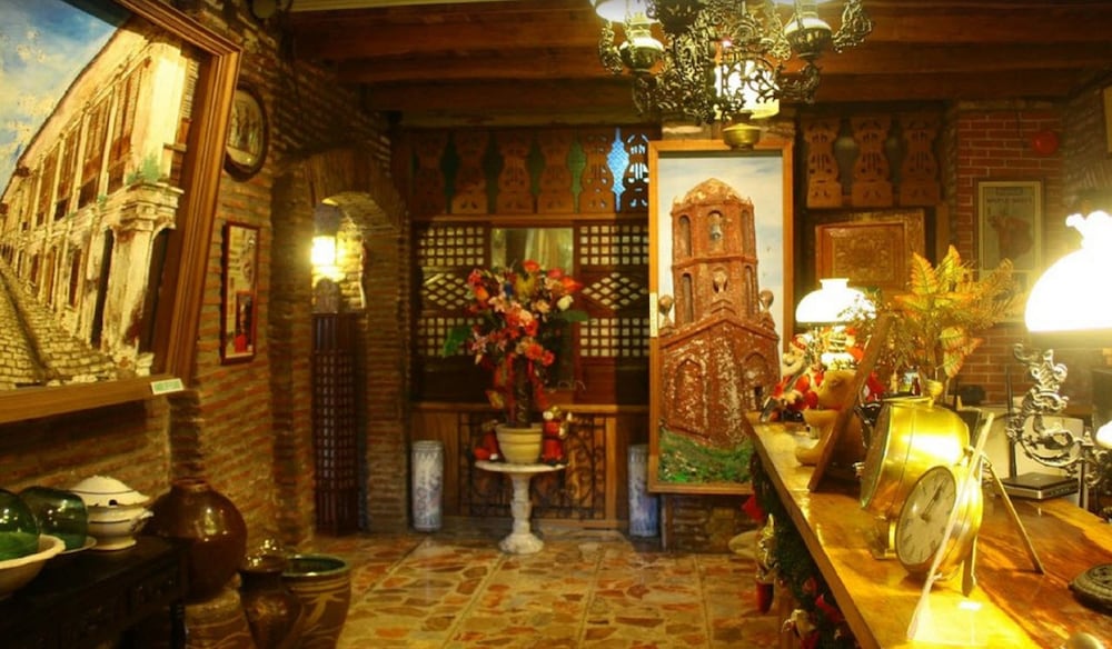 Grandpa's Inn 30/34