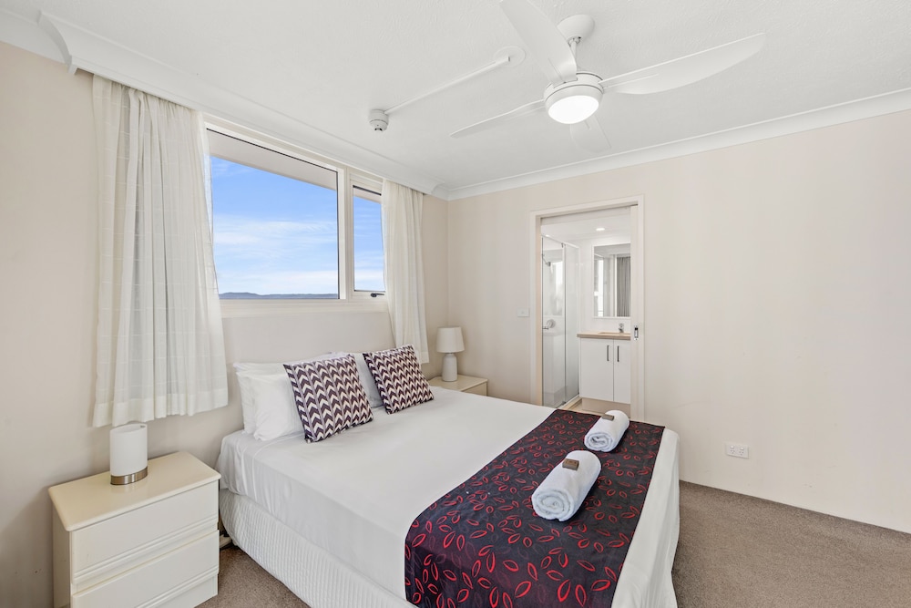 Southern Cross Apartments 26/70