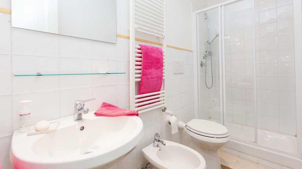 Rental In Rome Portico Ottavia Garden 21/24
