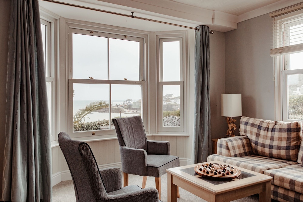 The Bay Hotel 32/50
