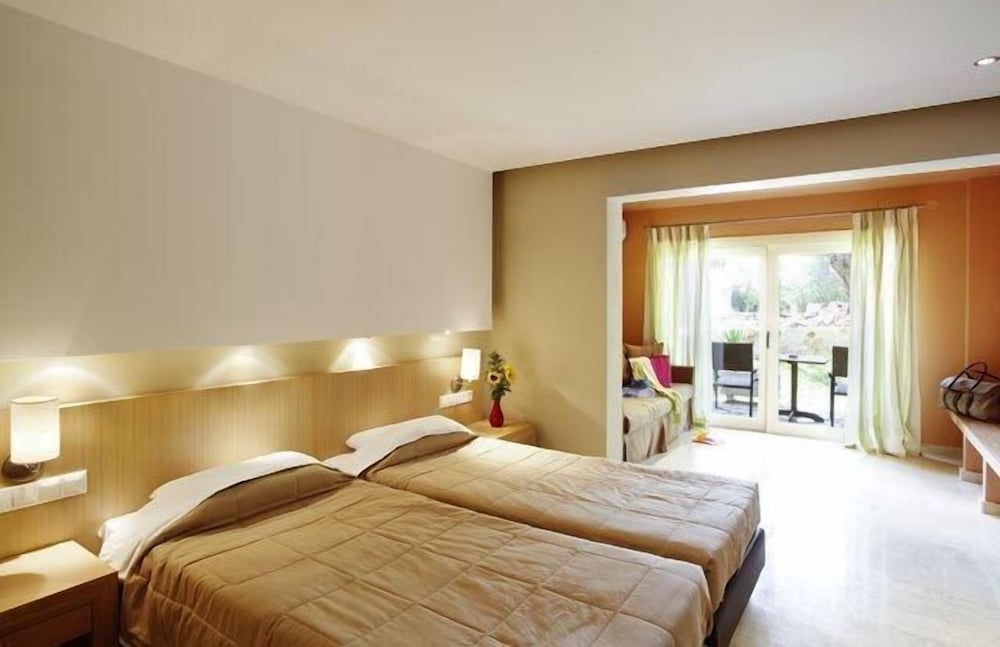 Astoria Hotel 14/46