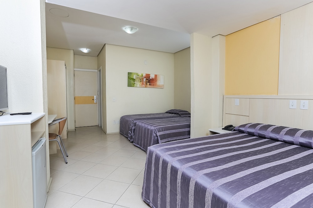 Hotel Suarez Sao Leopoldo 27/75