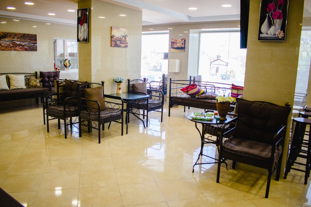 Nikolakakis Rooms Lavrio 52/65