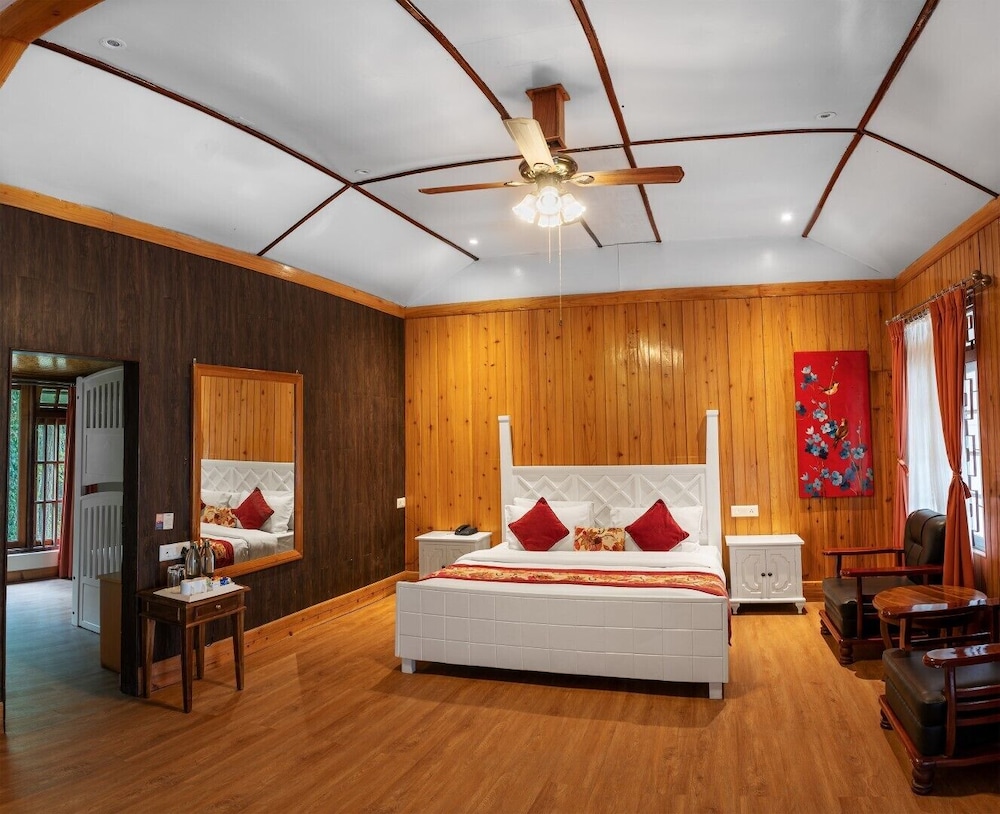 Summit Barsana Resort and Spa 8/34