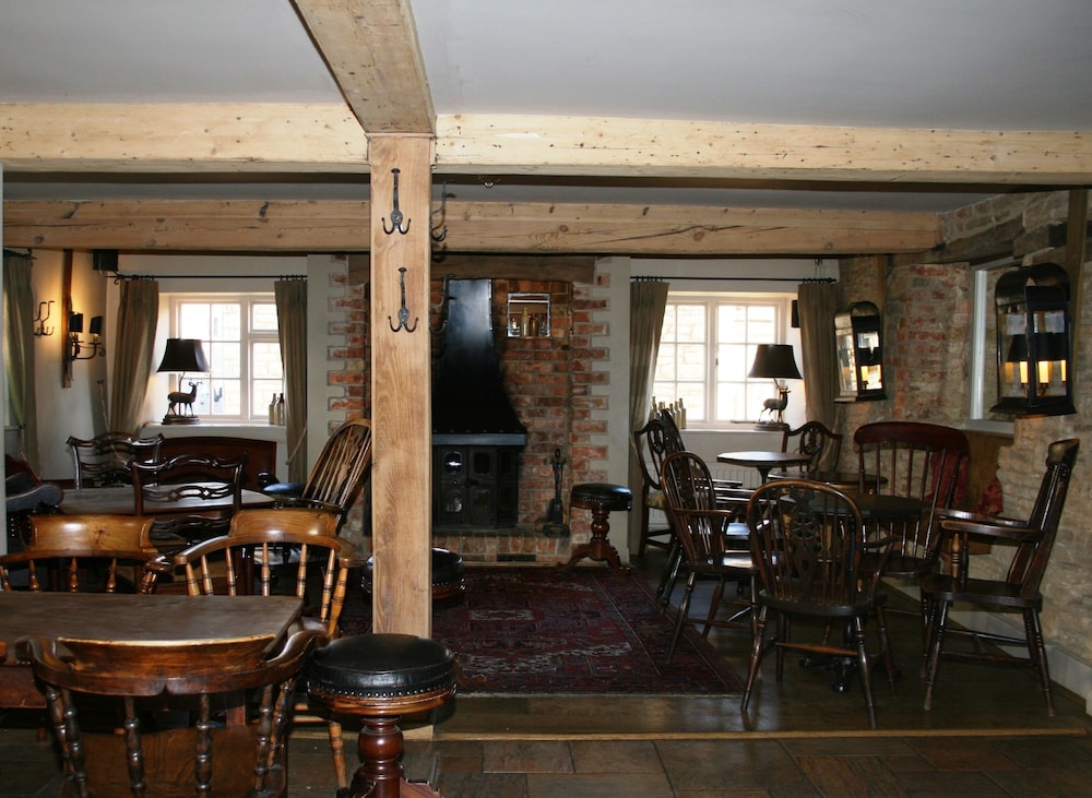 Queens Head Inn 17/35