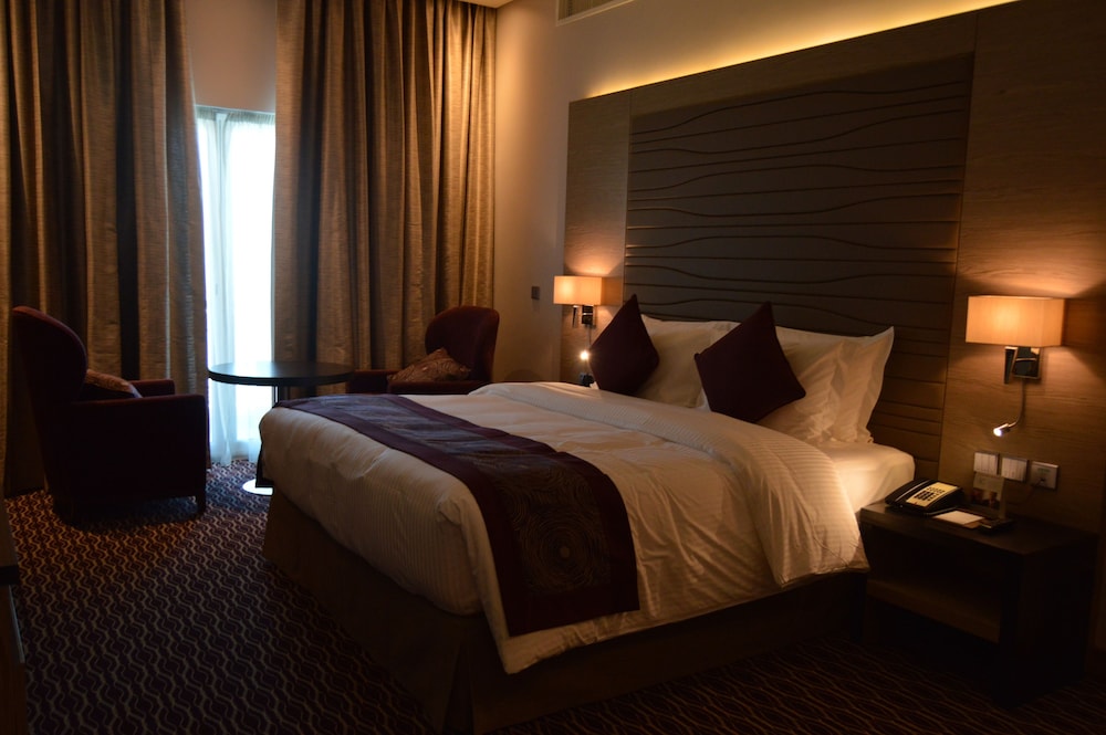 Ramada Resort by Wyndham Manama Seef 20/57