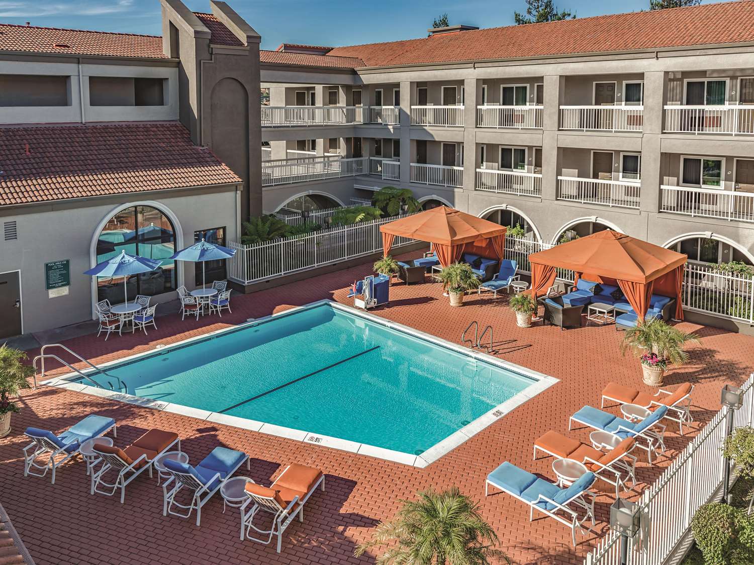 La Quinta Inn & Suites by Wyndham San Francisco Airport West 43/48