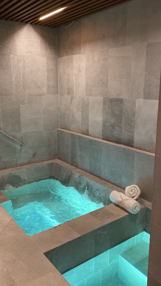 Nima Local House Hotel 34/77