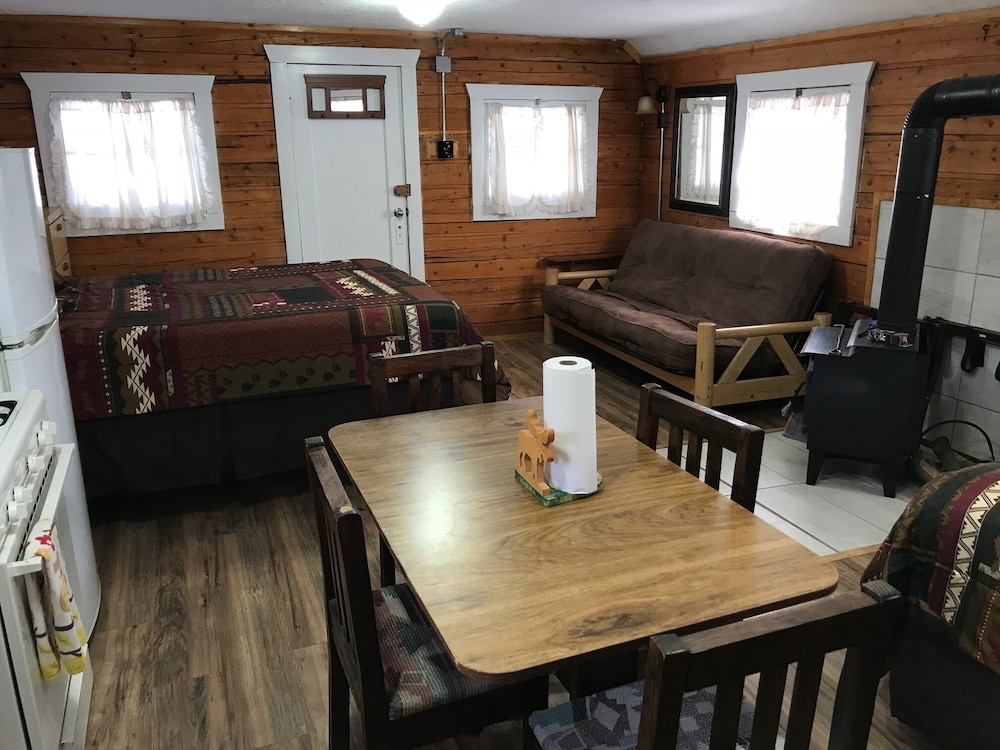 Grandview Cabins & RV Resort 31/50