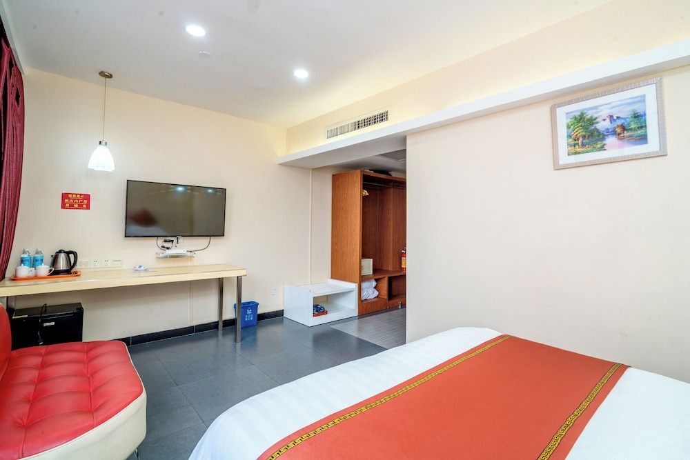 LN White House Hotel 27/48