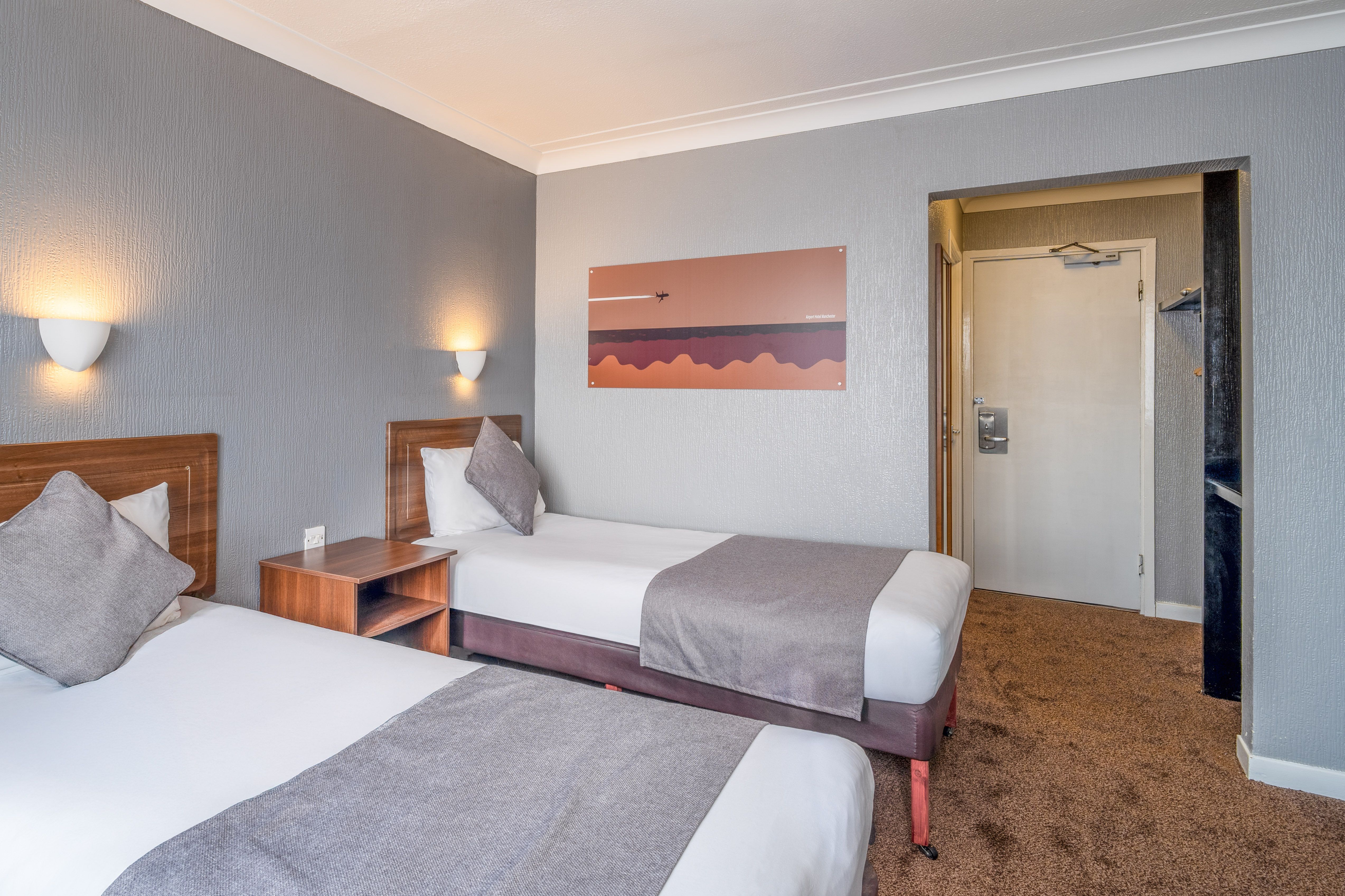 ROOM, TWIN BEDS
