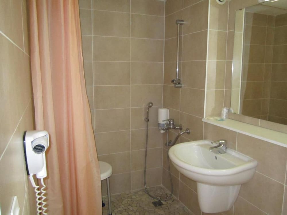 greet Hotel Belleville en Beaujolais A6 47/50