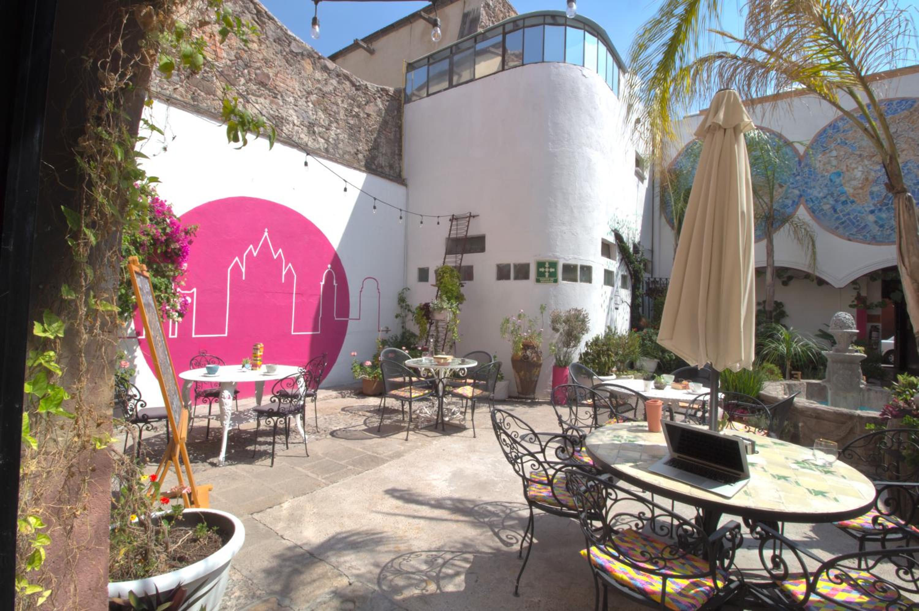 Hostal Punto 79 37/50