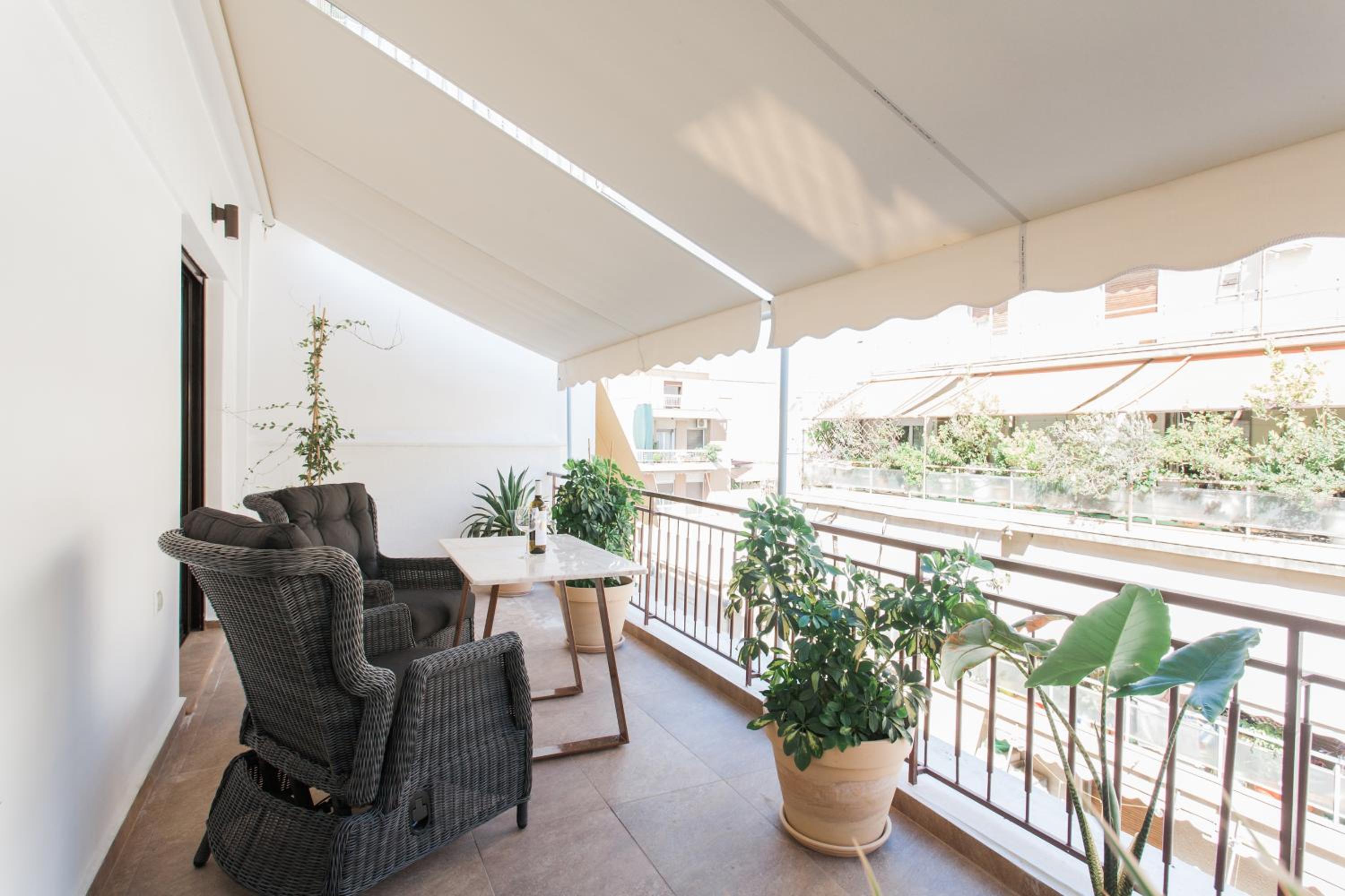 Nicholas Point Apartments and Rooms 15/26
