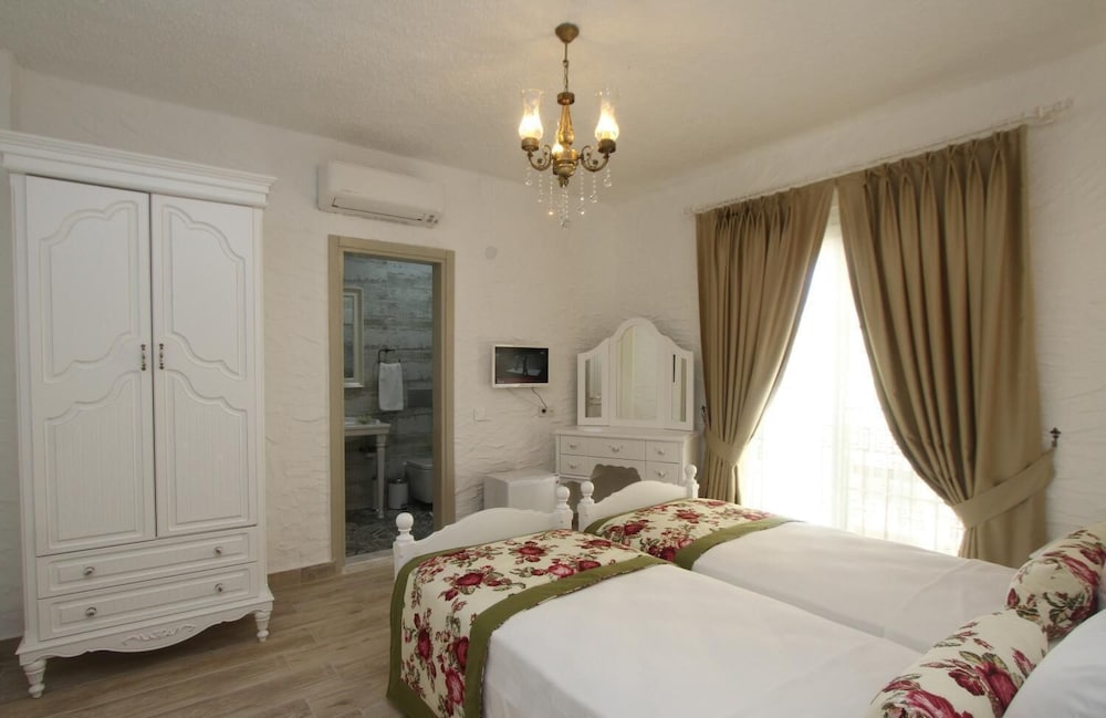 Alya Mou Butik Otel 8/27