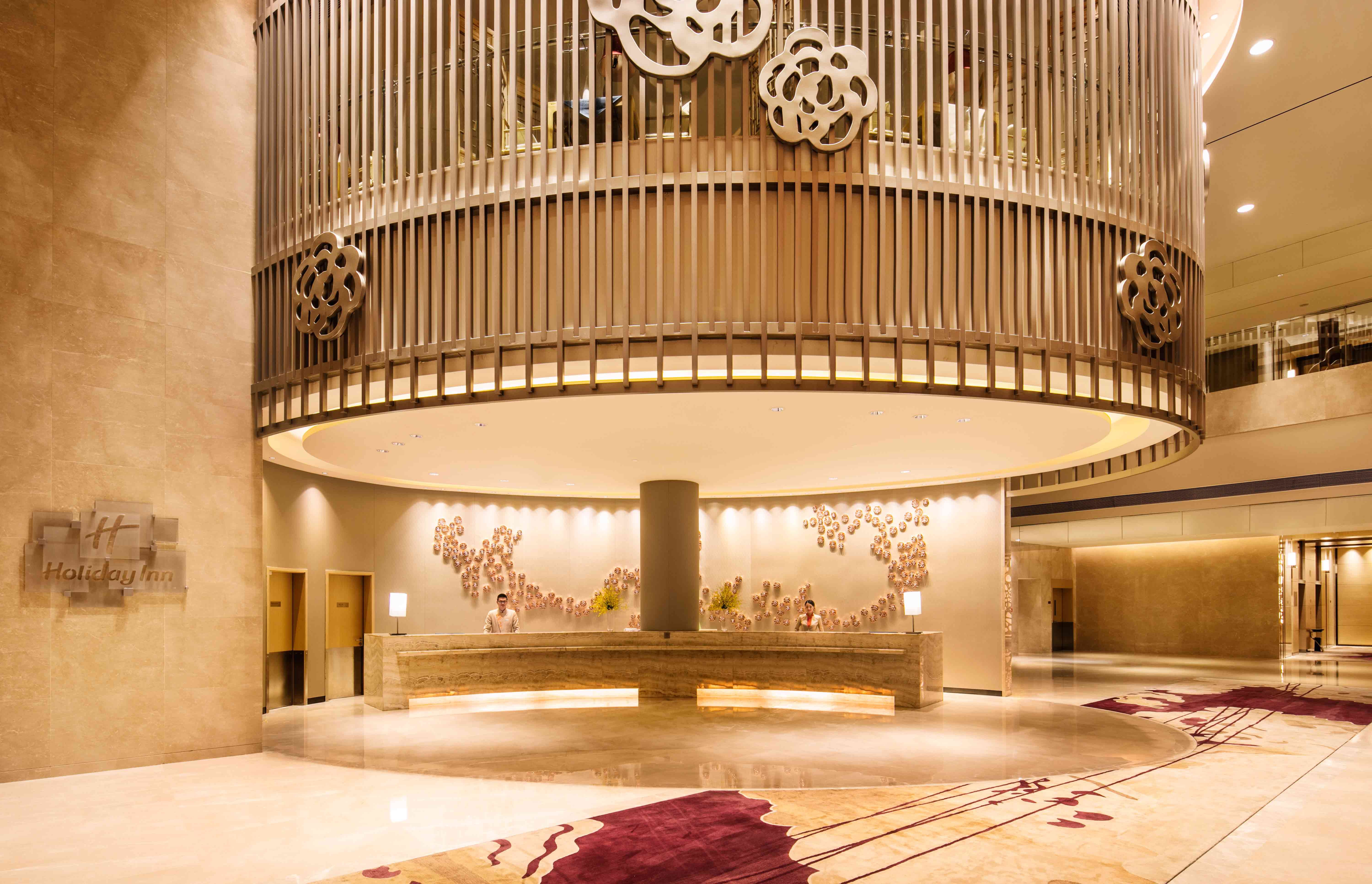 Holiday Inn Chongqing University Town 7/50