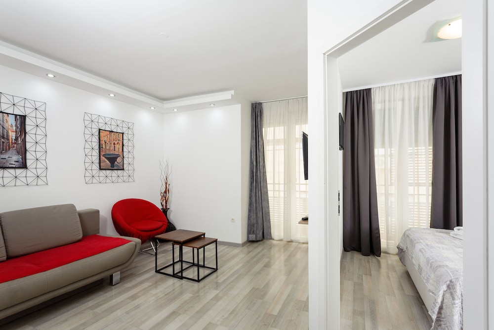 Guest House Teatrin Split 35/45