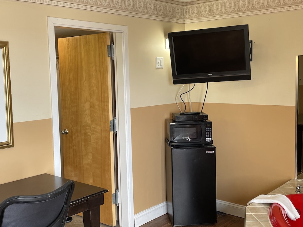 Sea Palace Inn 52/70
