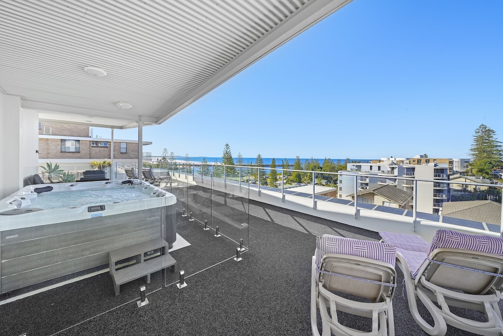 MACQUARIE WATERS BOUTIQUE APARTMENT HOTEL 11/26