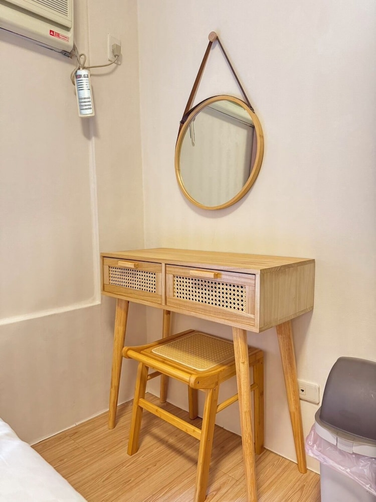 Mei Hsiao Yuen Hostel 42/49
