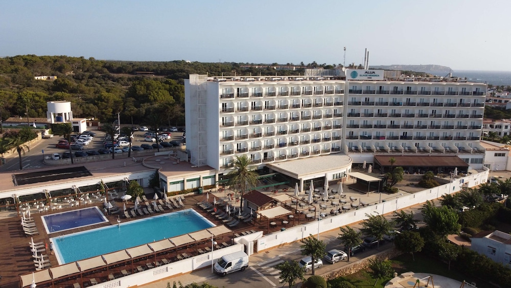 Alua Illa de Menorca 4/50