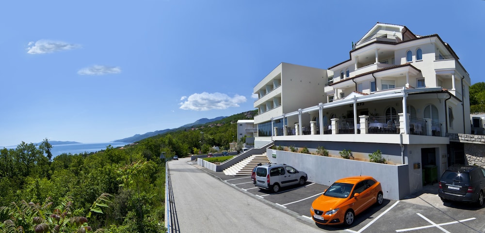 Hotel Laurus 1/82