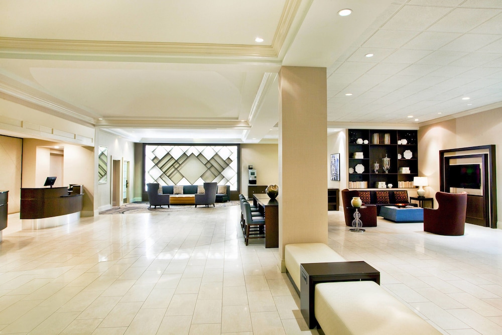 Hilton Kansas City Country Club Plaza 7/50