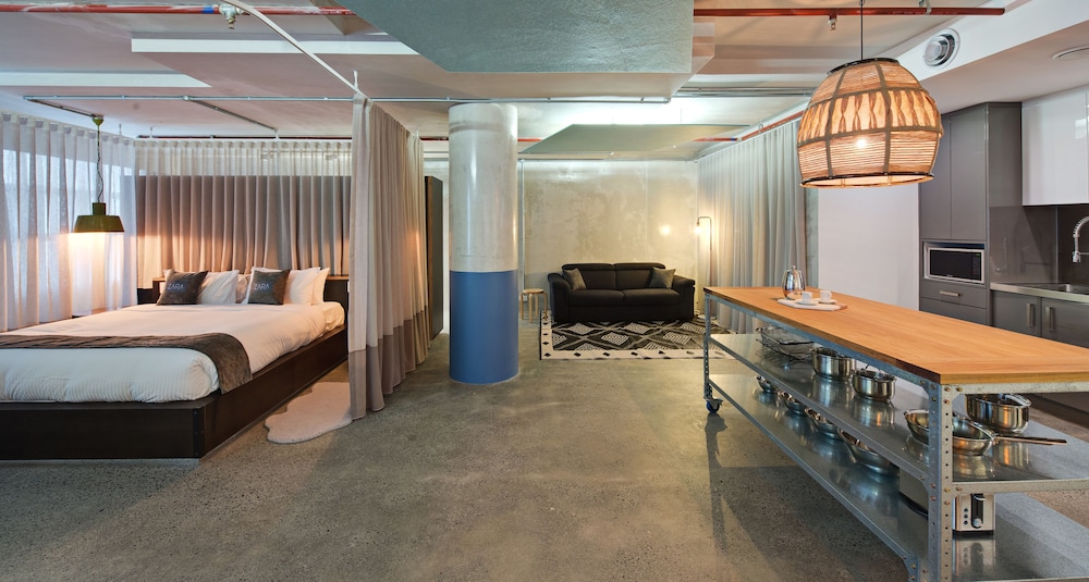Zara Tower Serviced Apartments 68/78
