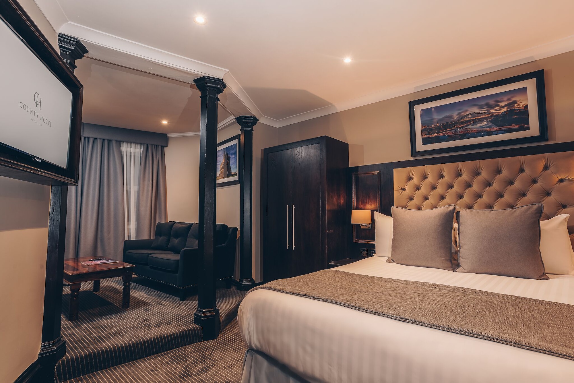 Executive, Suite, Double Bed, Sofa