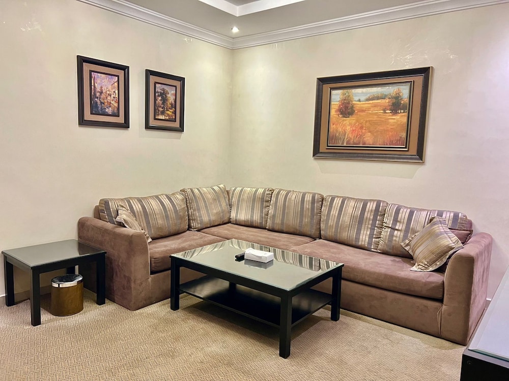 Loren Suites Al Salamah 25/50