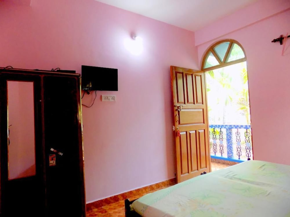 Romaldo Guest House 20/41