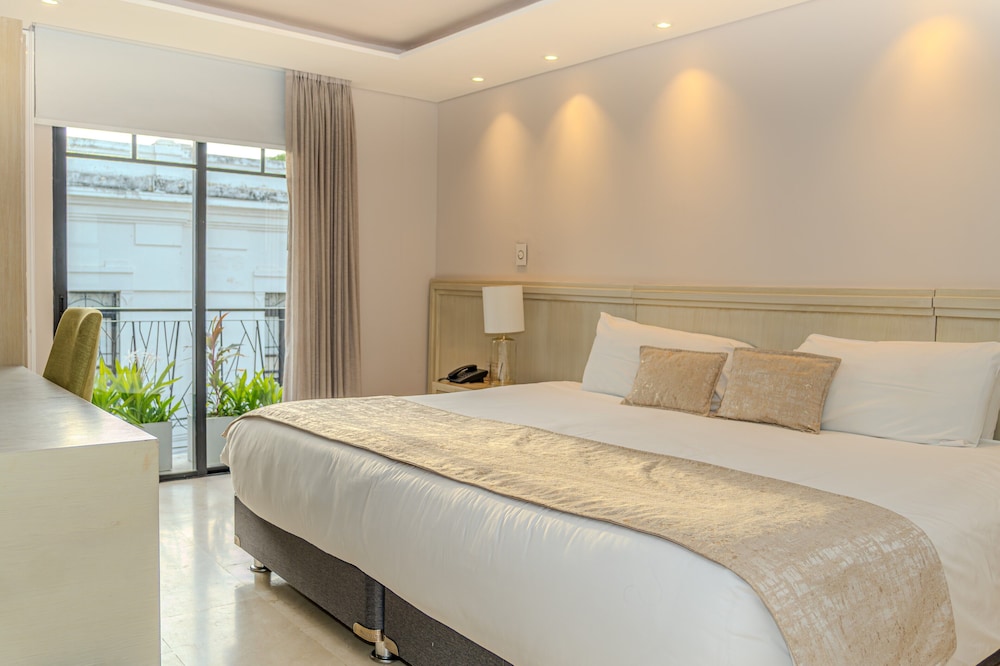 STANDARD, DOUBLE BED