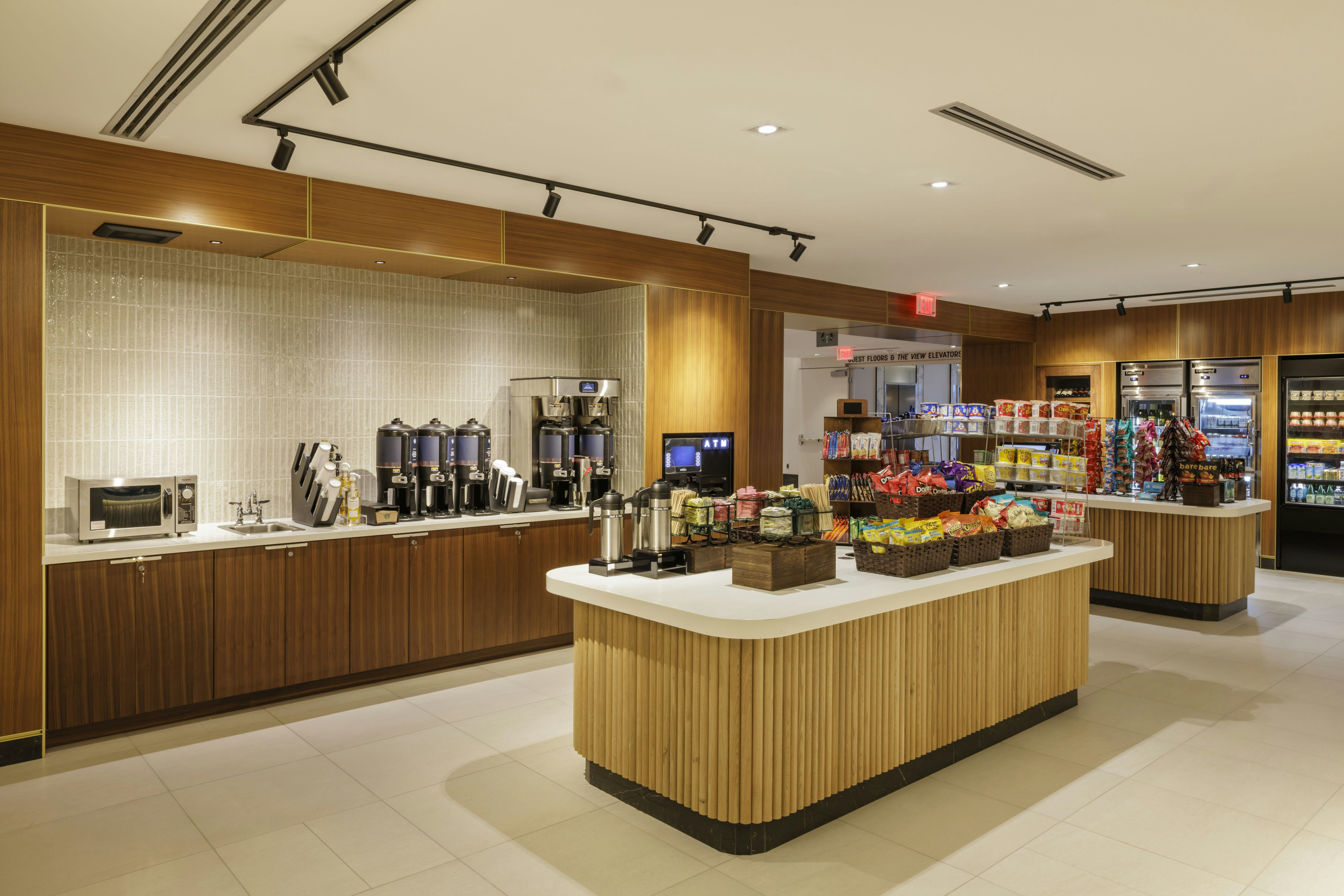 Hilton Arlington Rosslyn The Key 35/51