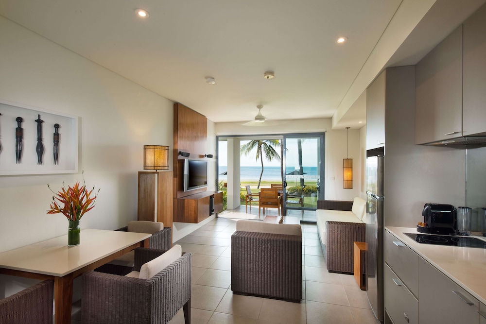 Hilton Fiji Beach Resort And Spa 49/82