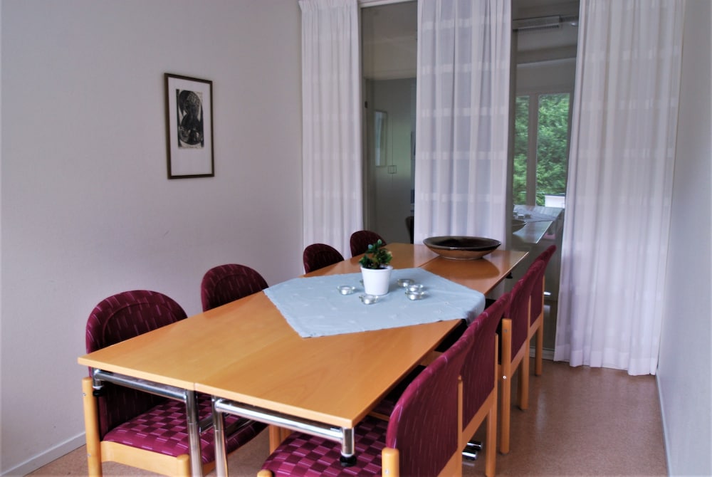 Hellidens Slott Och Vandrarhem 36/47