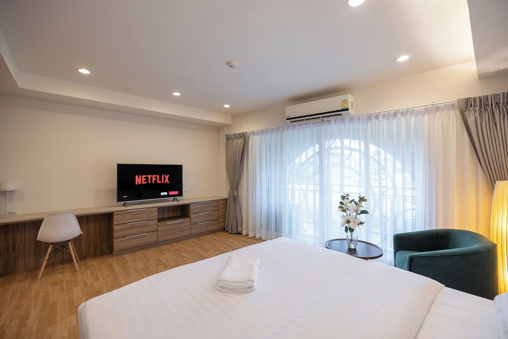 Superior, King Bed