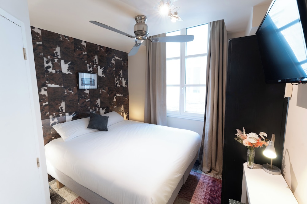HOTEL DU THEATRE 17/52