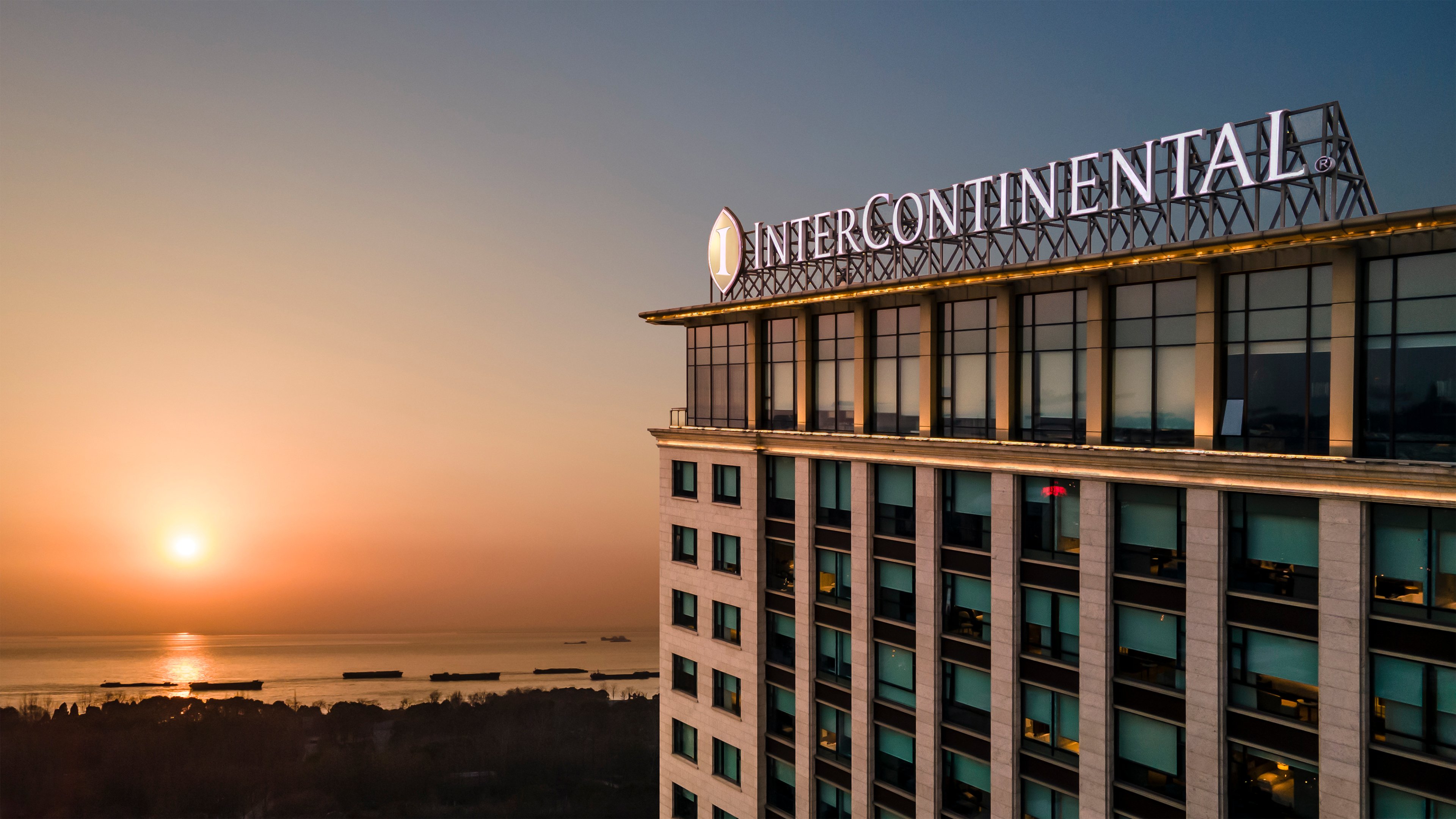 Intercontinental Nantong 1/50