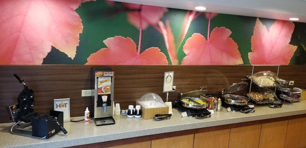 Fairfield Inn And Suites Aiken 29/37