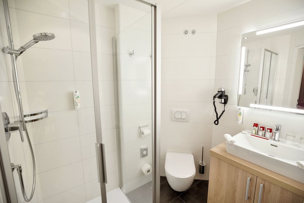 Four Points Flex by Sheraton Salzburg Messe 8/25