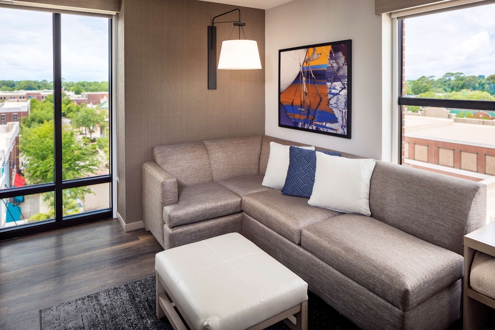 Hyatt Place Mount Pleasant Towne Centre 20/45