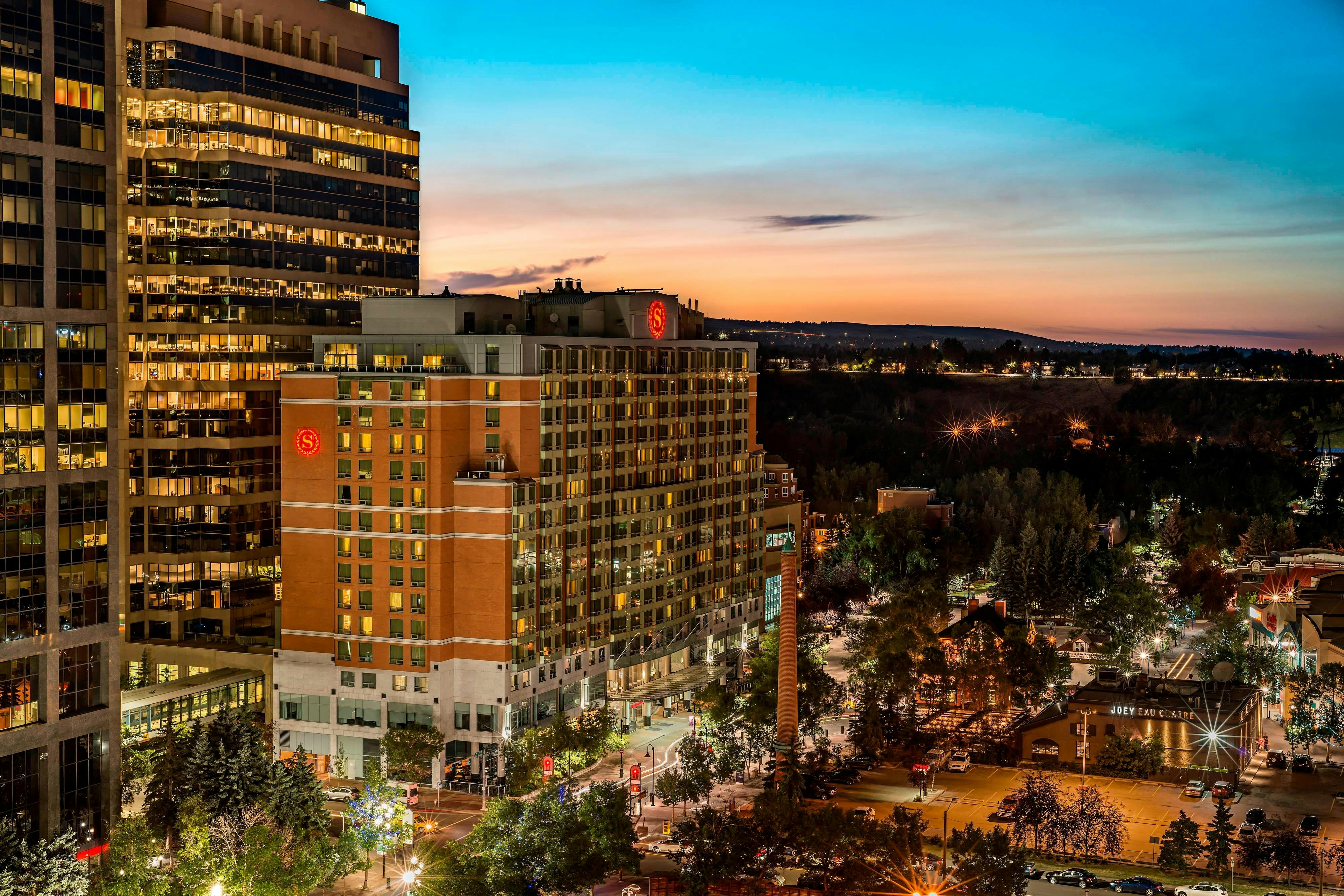 Sheraton Suites Calgary Eau Claire in CALGARY