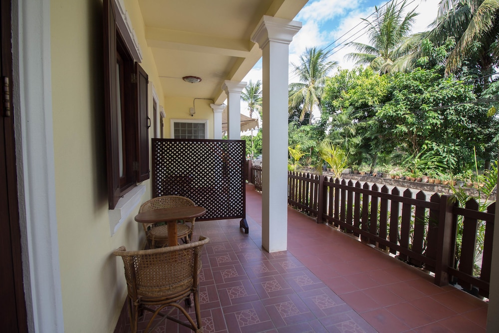 Villa Somphong 45/50