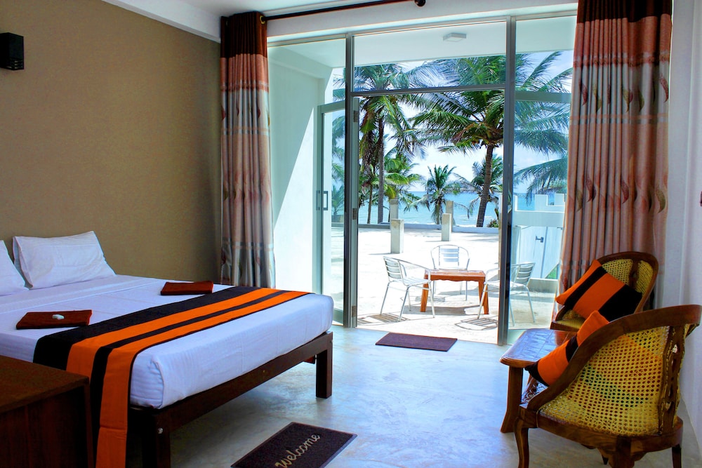 STANDARD, DOUBLE BED, SEA VIEW