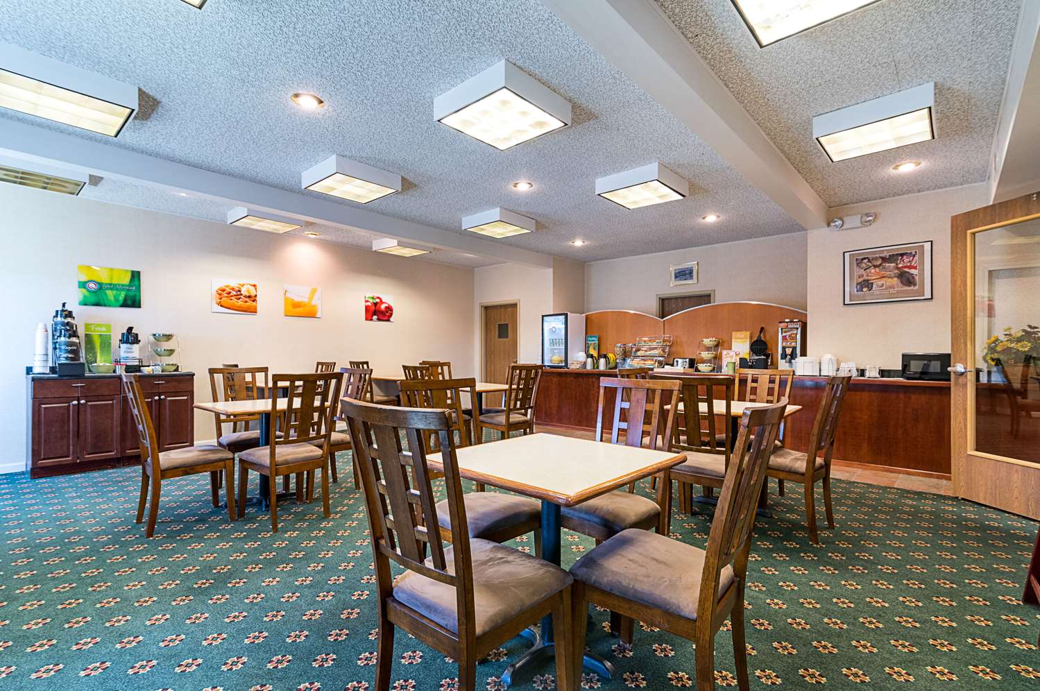 restaurant cafeteria