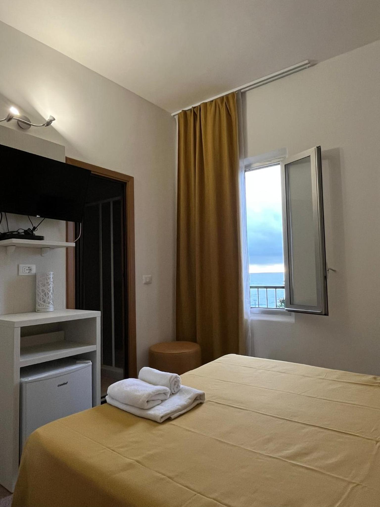 HOTEL VILLA COSTA 8/50