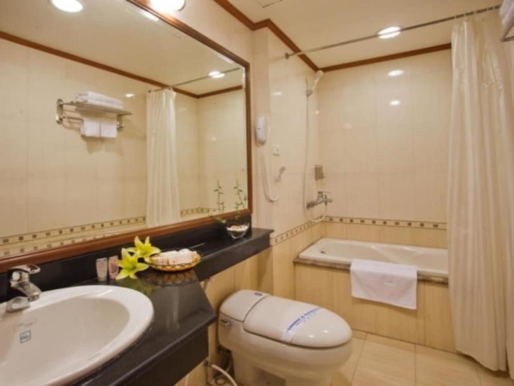 A25 Hotel 221 Bach Mai 9/59
