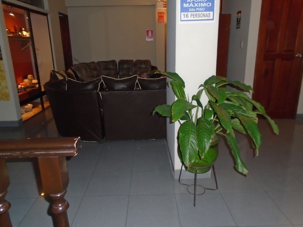 ROYAL INCA HOTEL 17/63