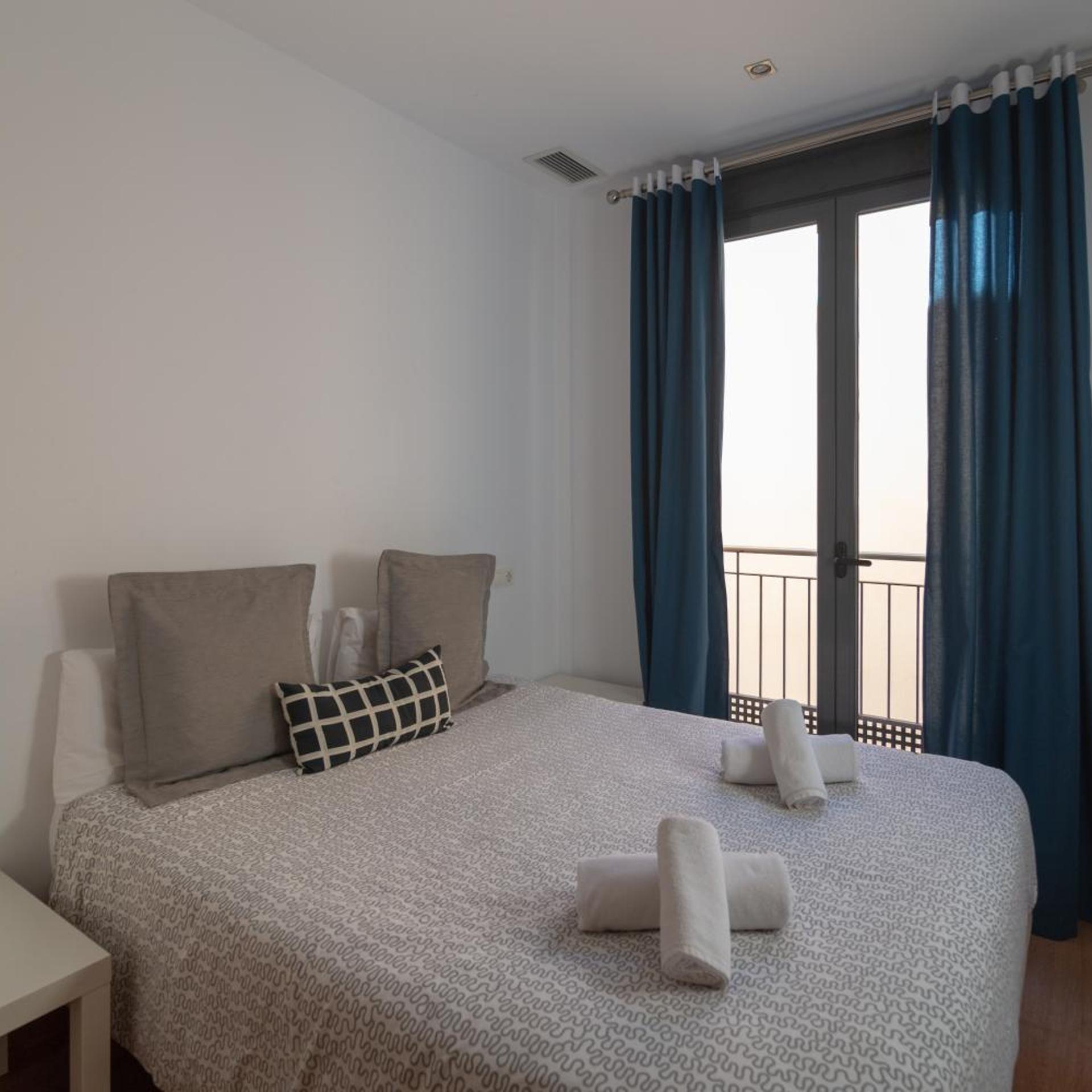 Apartamentos El Carmen by Be Alicante 10/50