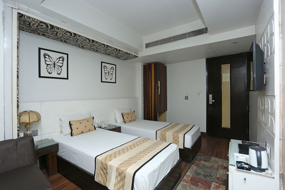 Hotel Uppal International 16/50